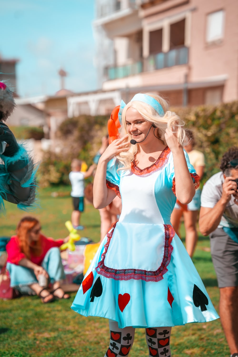 alice (4)-min